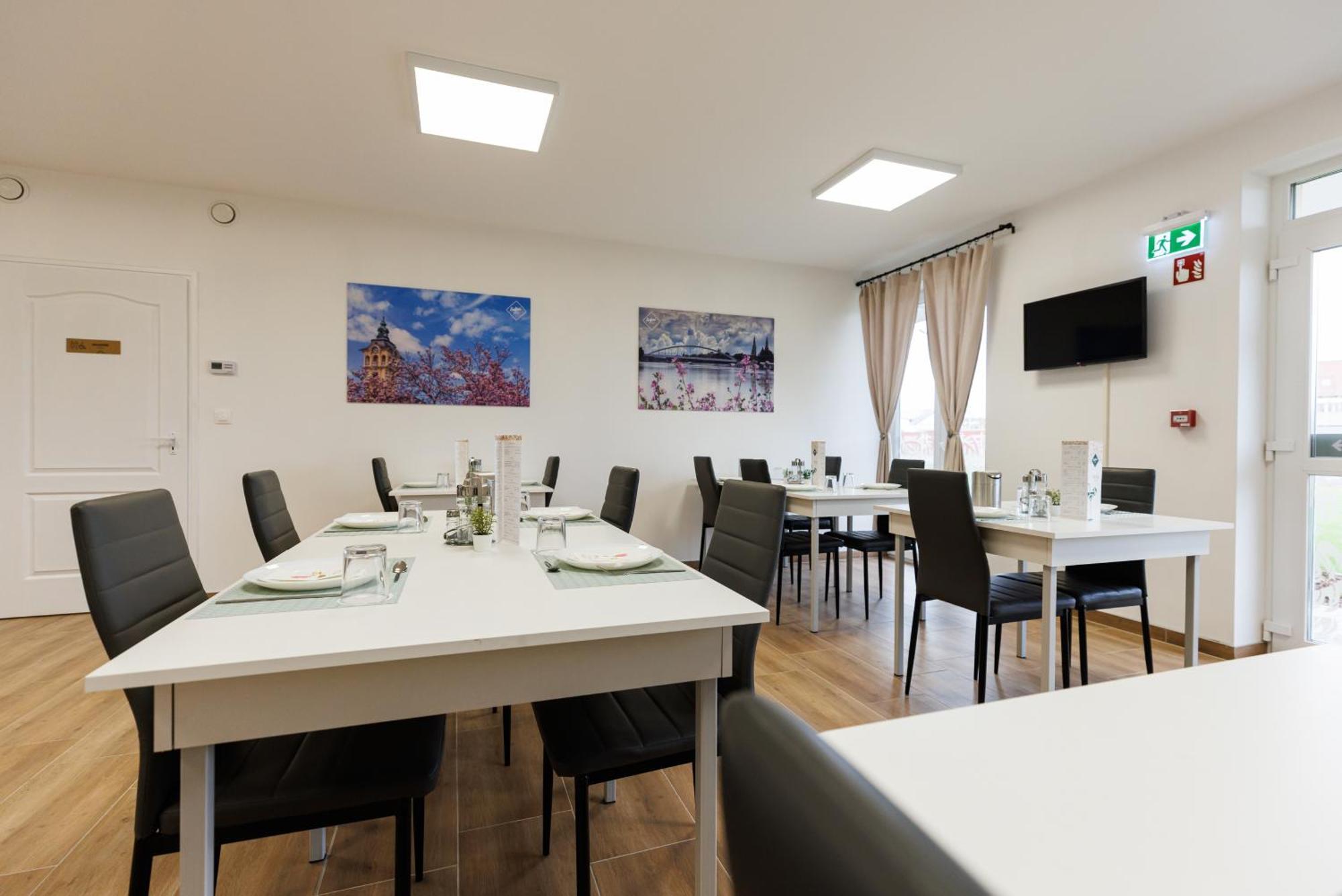 Safari Hotel Szeged Eksteriør bilde